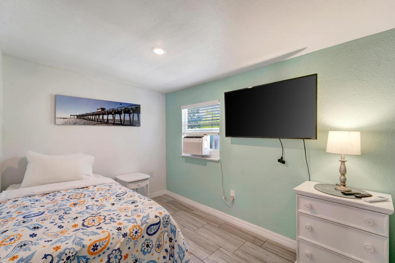 B Holiday home *